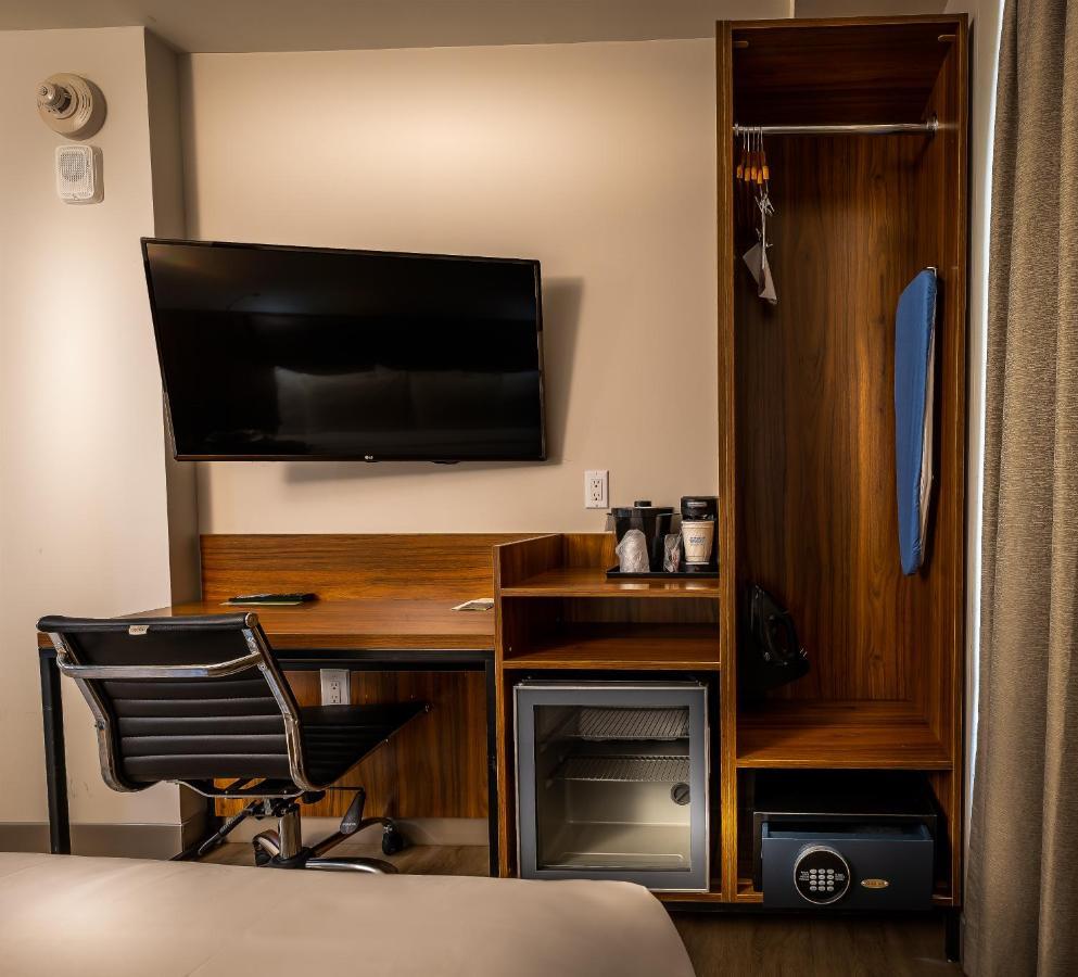 La Quinta By Wyndham Time Square South Hotel New York Ngoại thất bức ảnh